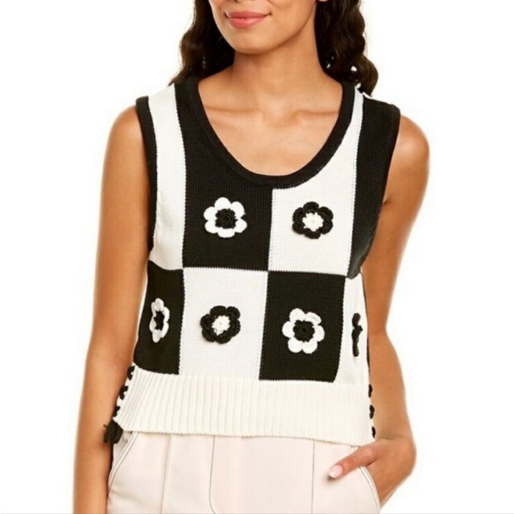 Industry Cropped Tank Sweater Flower Embellished Color block Ivory Black Small